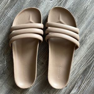 Old navy sandals